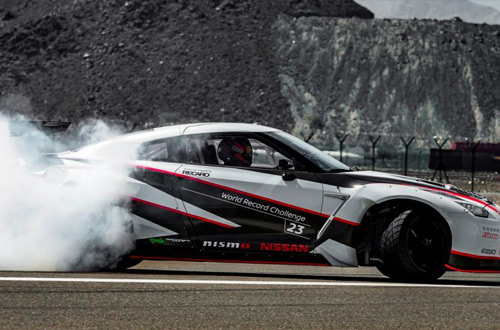 Nissan GT-R Nismo установил новый мировой рекорд по дрифту (фото)