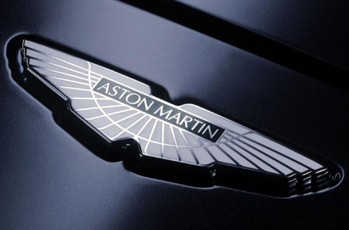 Aston Martin совместно с Quintessence Yachts создали шикарную яхту (фото)