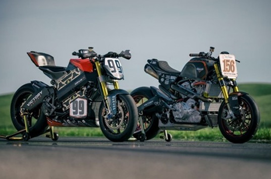 Компания Victory представила мотоциклы для участия в Пайкс Пик 2016