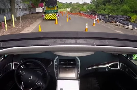 Беспилотник от NVIDIA способен передвигаться по дорогам без разметки (ВИДЕО)