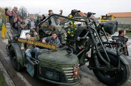 На байк-шоу в Гарбург приехал самый мощный в мире мотоцикл (ВИДЕО)