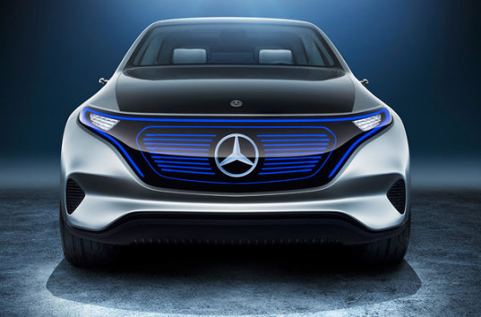 Компания Mercedes-Benz представит полностью электрический хэтчбек EQ