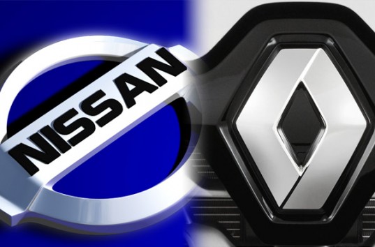 Франция хочет объединить Nissan и Renault в единую холдинговую компанию