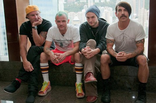 Новый клип Red Hot Chili Peppers на композицию Dark Necessities стал хитом (ВИДЕО)