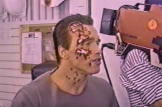Арнольд Шварценеггер опубликовал видео со съемок фильма «Терминатор 2» (ВИДЕО)