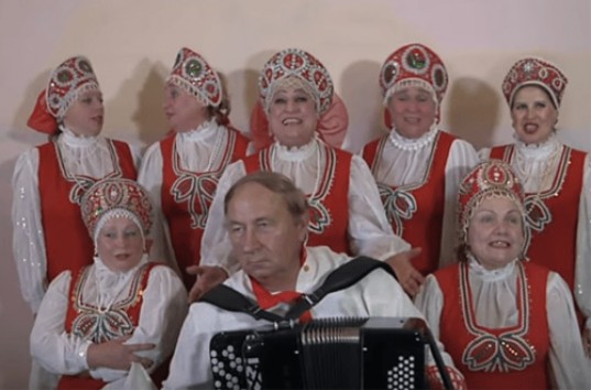 «Ломовые бабушки» записали хит под названием «Замуж за Путина» (ВИДЕО)