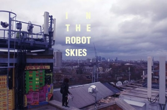 Тизер первого фильма «In The Robot Skies», снятого при помощи дронов (ВИДЕО)