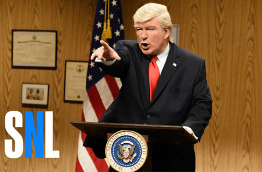 Американский актер Алек Болдуин вновь спародировал Трампа в новом выпуске SNL (ВИДЕО)