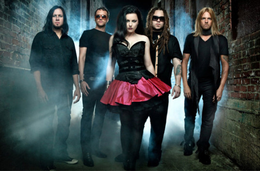 Новую версию суперхита «Bring Me To Life» выпустили Evanescence (АУДИО)
