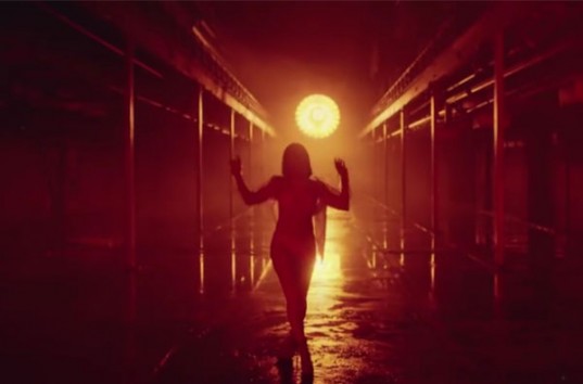 Charli XCX представила клип к композиции «5 In The Morning» (ВИДЕО)