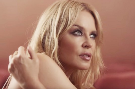 Кайли Миноуг представила клип на песню Music`s Too Sad Without You (ВИДЕО)