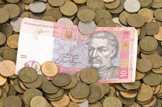 «Рост зарплат не компенсирует украинцам потери от инфляции» — экономист