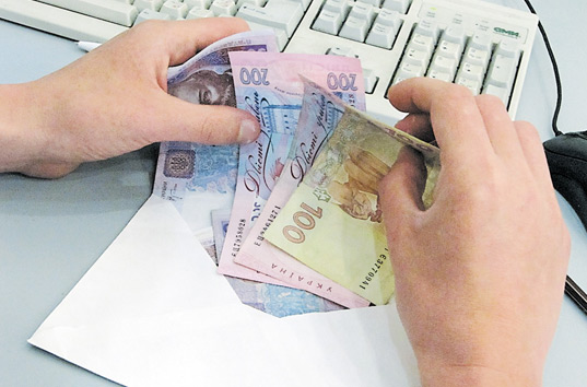 Работодателей Украины хотят обложить новым налогом: кто и сколько заплатит