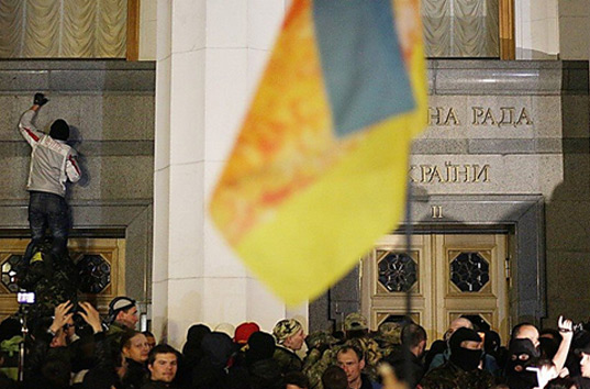 Эксперты не исключают уличных протестов в Украине после очередного повышения тарифов