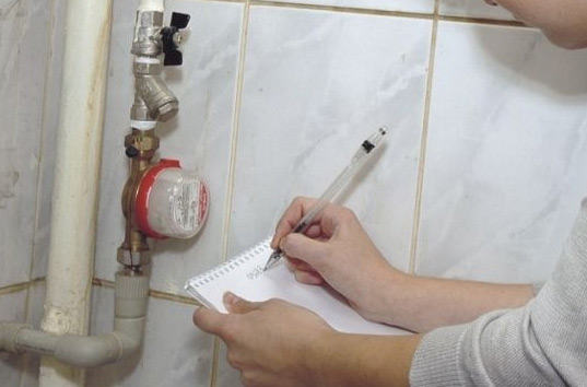 В Киеве должникам за холодную воду начнут отключать канализацию