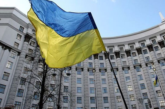 Кабмин Украины установил сумму должностного оклада президента и премьер-министра