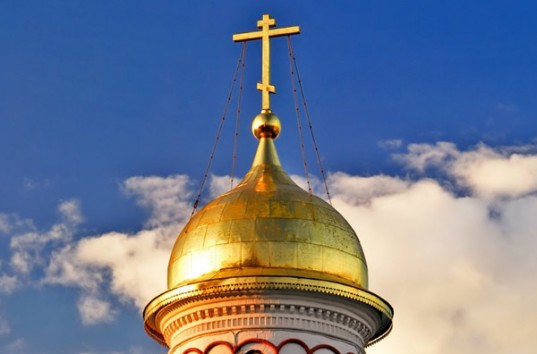 В Украине освободили от налогов благотворительную деятельность церквей