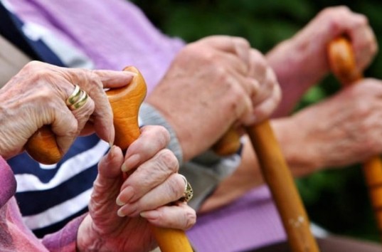 В МВФ считают, что повышение пенсионного возраста в Украине нужно начать с льготников
