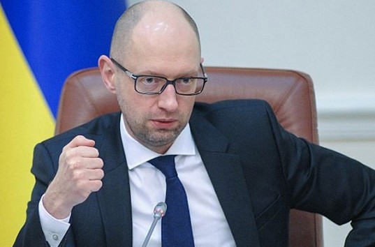 Яценюк предложил разрешить украинцам платить за ЖКХ в рассрочку