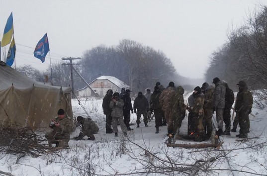 В ЕС потребовали немедленно прекратить блокаду Донбасса