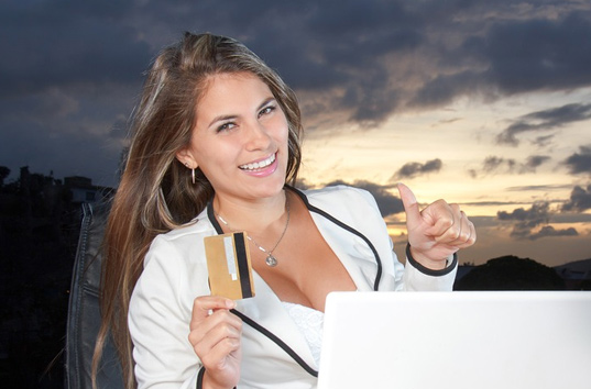 Кредит за 5 минут: Стоит ли пользоваться онлайн-кредитами на кредитную карту?
