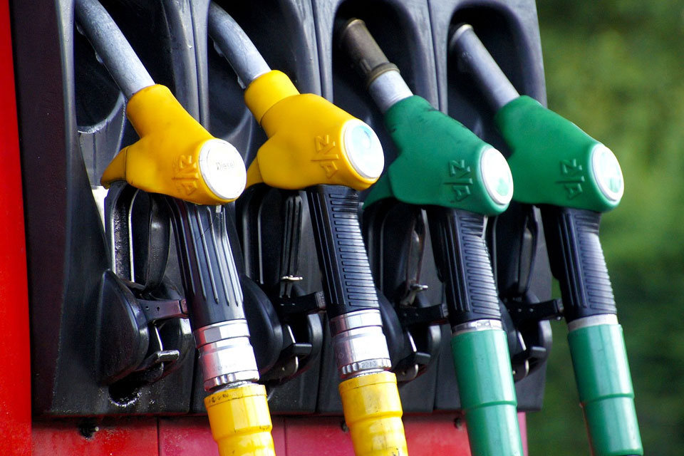 Эксперты прогнозируют в Украине резкое подорожание бензина на АЗС в августе