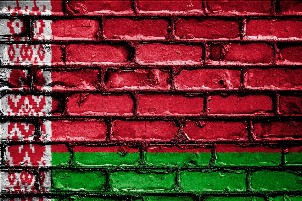 «Будет жесткий ответ на провокации», — В Беларуси прямо угрожают нанести удары по Польше?