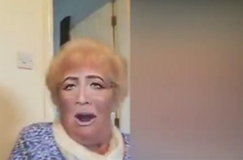 Реакция бабушки на приложение Face Swap «взорвала» соцсети (видео)