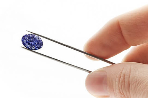 В Австралии обнаружен редкий фиолетовый алмаз в 2,83 карата