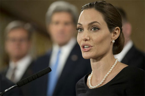 Звезда Голливуда Анджелина Джоли оставит кино ради политики