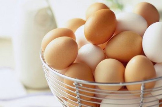 Лечению гипертоников могут эффективно поспособствовать обычные куриные яйца