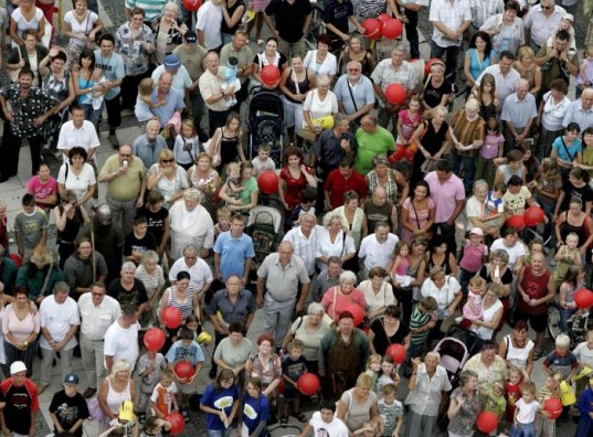 За полгода численность населения Украины сократилась на сто тысяч