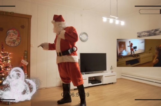 Мужчина с помощью спецэффектов доказал дочери существование Санта-Клауса (ВИДЕО)