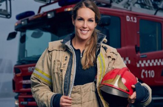 Самой привлекательной пожарной в мире стала девушка из Норвегии (ФОТО)