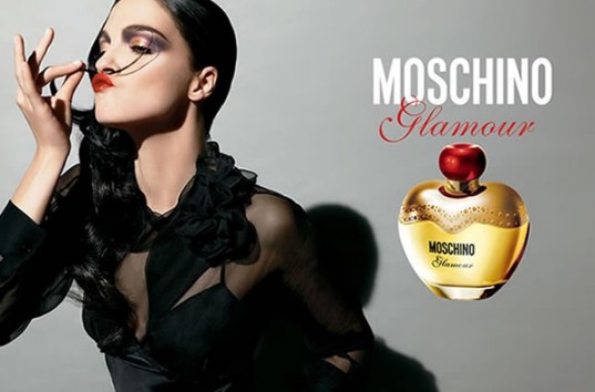 Moschino Glamour — самые покупаемые духи в магазинах парфюмерии и косметики