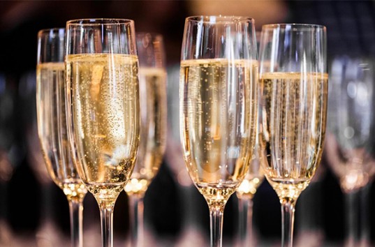 Американские ученые утверждают, что шампанское полезно для здоровья