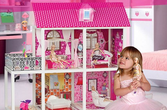 Vseceni.ua поможет выбрать домик для кукол, таких популярных среди маленьких девочек