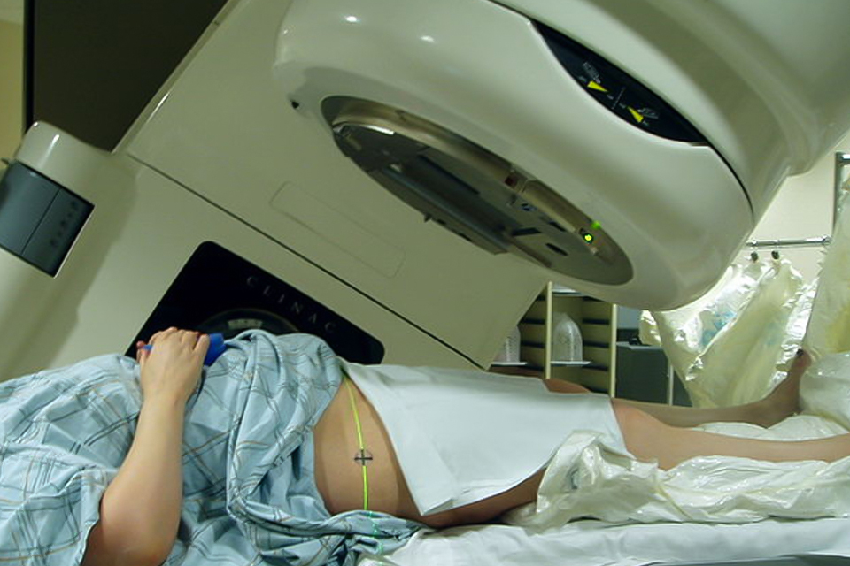 Рак начали лечить радиоактивным излучением: Описание процедуры и мифы