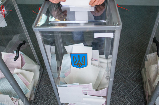 «Батькивщина» заявила о массовых фальсификациях на довыборах в Раду