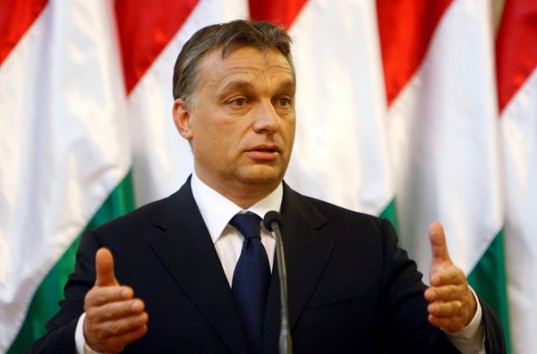 Премьер-министр Венгрии предложил построить «большой город для беженцев»