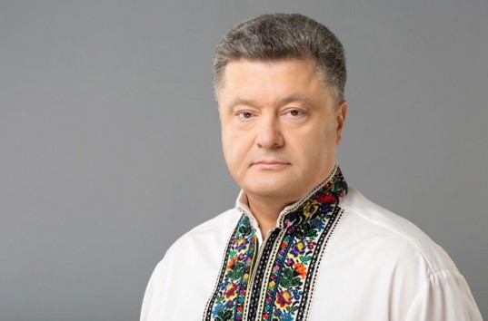 Президент Украины Петр Порошенко подал е-декларацию и заверил, что все налоги уплачены