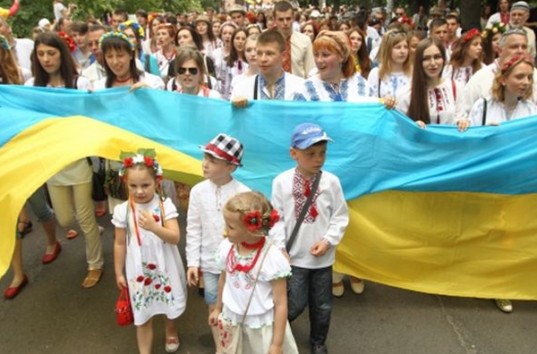 Две трети украинцев не одобряют деятельность Порошенко и Кабмина — опрос