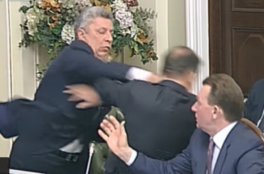 Бойко подрался с Ляшко на согласительном совете Парламента Украины (ВИДЕО)