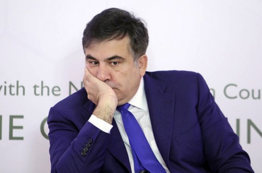 Саакашвили в недоумении: Порошенко устроил ему «телевизионный игнор»