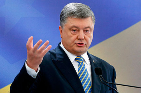 Порошенко заявил, что предоставление США летального оружия Украине обсуждали и он доволен