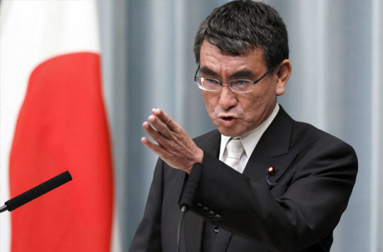 Глава МИД Японии призвал Россию и Китай прекратить экспорт нефти в КНДР