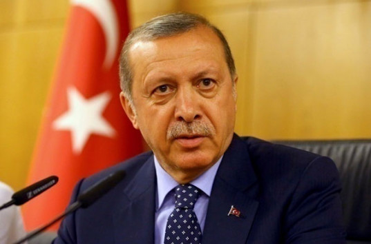 Президент Турции обвинил Запад в поддержке террористов