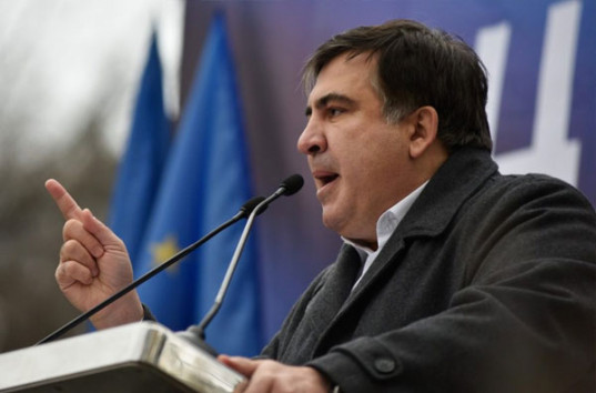 Михаил Саакашвили потребовал проведения досрочных выборов президента в Украине