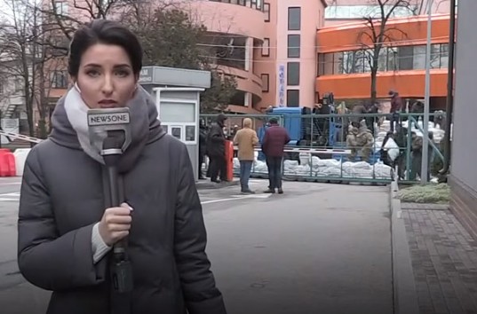 Срочно! В Украине неизвестные заблокировали оппозиционный канал «NewsOne» (ВИДЕО)