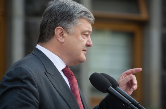 Украина пересмотрит все подписанные в рамках СНГ международные договоры, — Порошенко